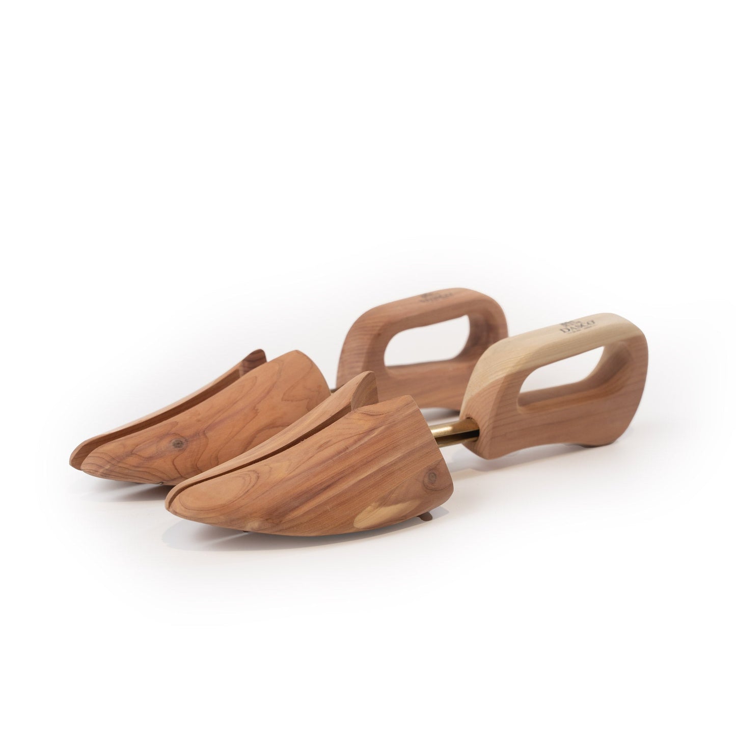 CHATSWORTH CEDAR STRAND SHOE TREE